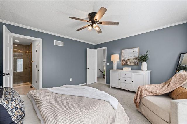 8442 Darnell Street, Lenexa, KS 66215