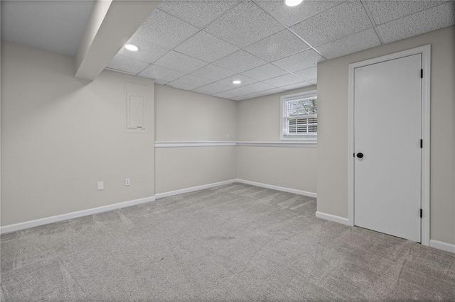 8442 Darnell Street, Lenexa, KS 66215