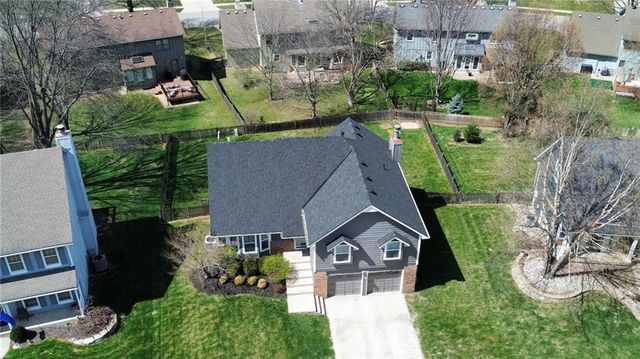 8442 Darnell Street, Lenexa, KS 66215