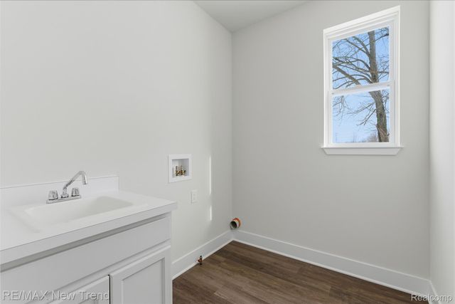 2388 Madison Street, Wixom, MI 48393