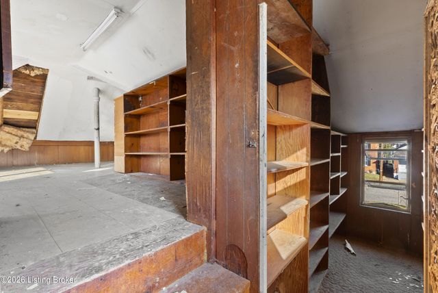 1736 W Gaulbert Ave, Louisville, KY 40210