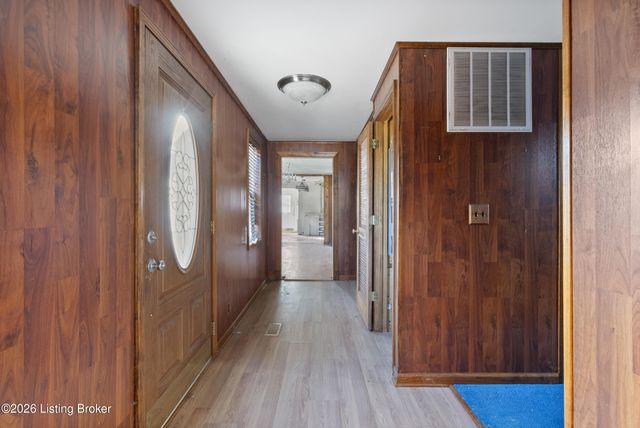 1736 W Gaulbert Ave, Louisville, KY 40210