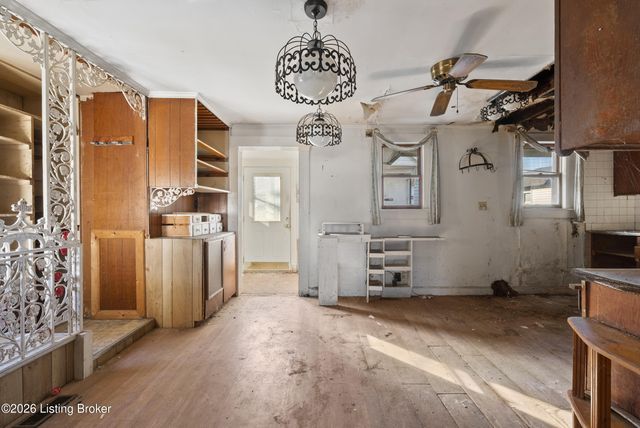 1736 W Gaulbert Ave, Louisville, KY 40210