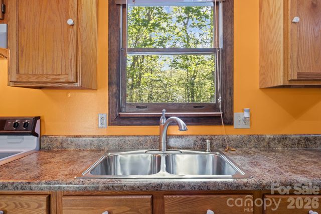 78 Bird Creek Estates Road, Black Mountain, NC 28711