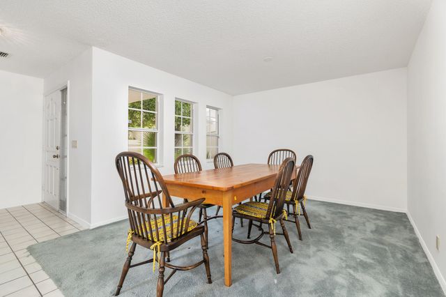 22 Selby Lane, Palm Beach Gardens, FL 33418