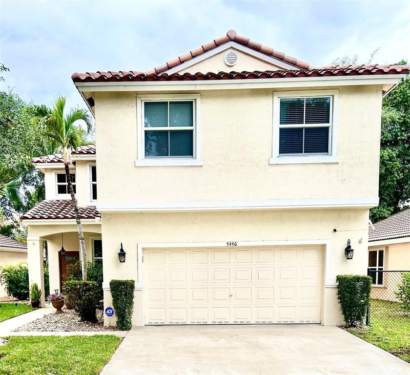 5446 NW 49th Ct, Coconut Creek, FL 33073