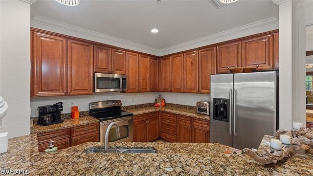 8965 Malibu LN 802, Naples, FL 34113