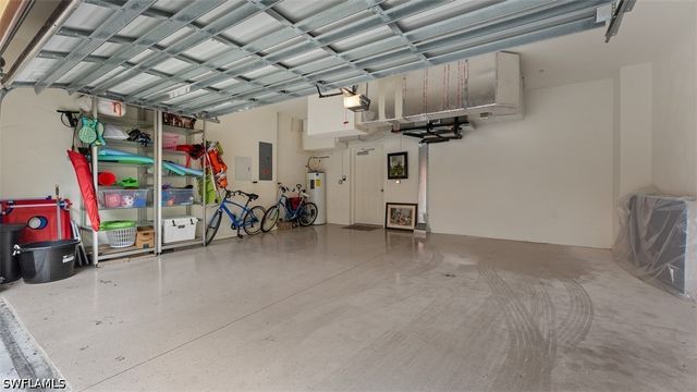 8965 Malibu LN 802, Naples, FL 34113
