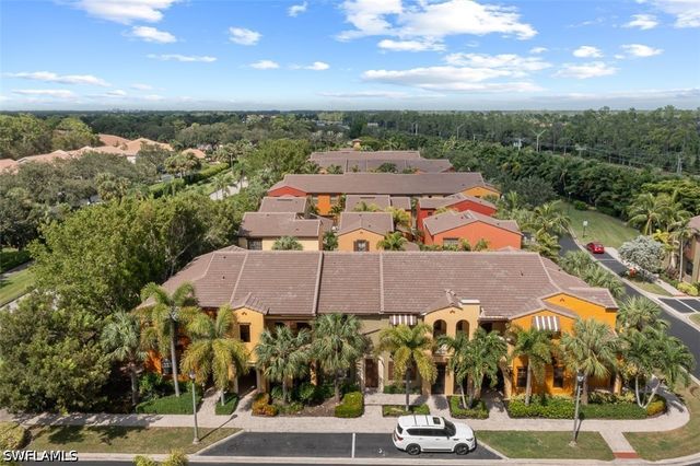 8965 Malibu LN 802, Naples, FL 34113