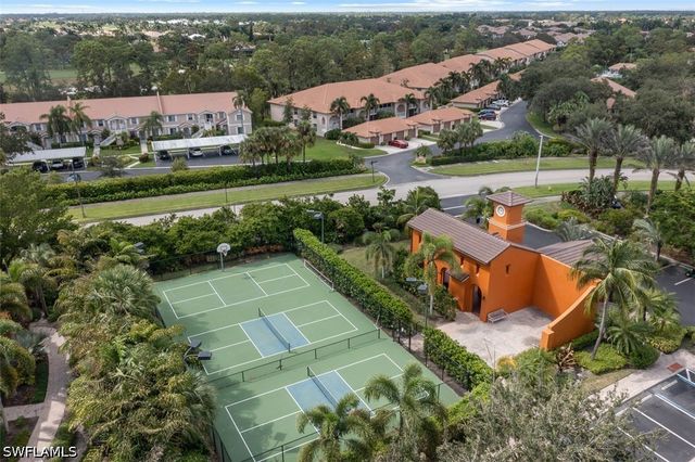 8965 Malibu LN 802, Naples, FL 34113