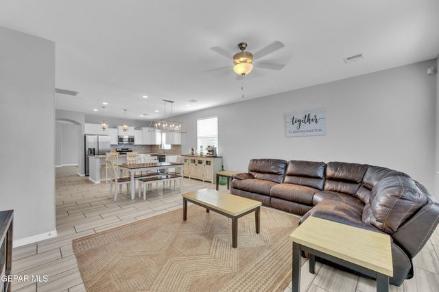 14760 SAM GARCIA Avenue, El Paso, TX 79938