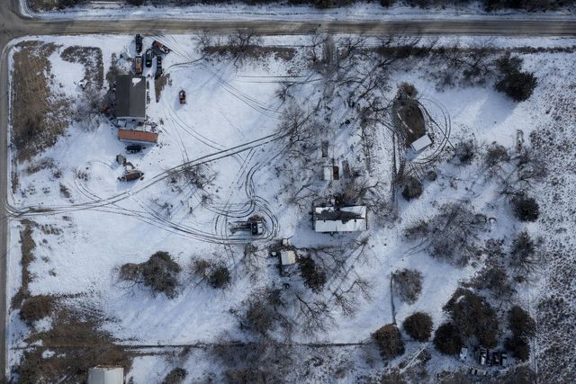 1693 Ottawa Rd, Salina, KS 67401