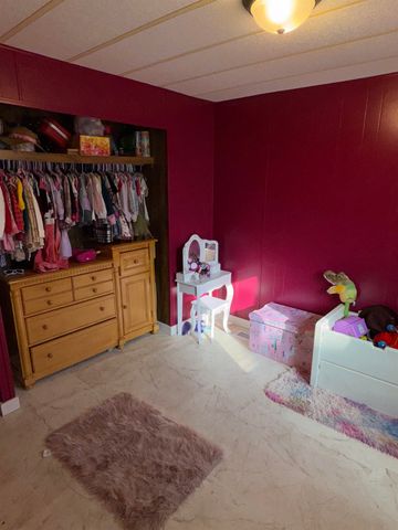 1693 Ottawa Rd, Salina, KS 67401