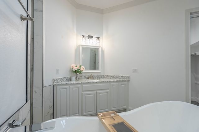 2305 S County Rd 1046, Midland, TX 79706