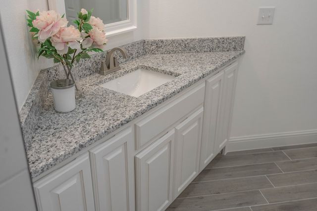 2305 S County Rd 1046, Midland, TX 79706