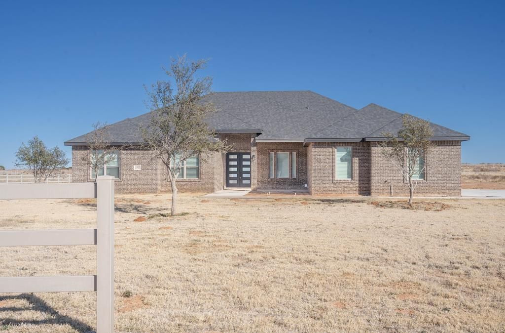 2305 S County Rd 1046, Midland, TX 79706