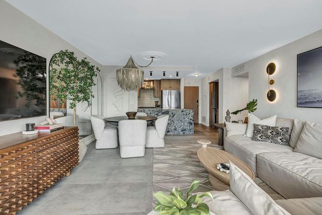 340 Sunset Drive 505, Fort Lauderdale, FL 33301