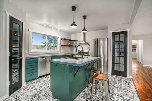 68482 county rd 23 Road, New Paris, IN 46553