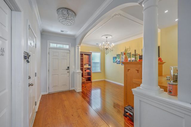 3811 Bonnecrest Lane, North Charleston, SC 29420