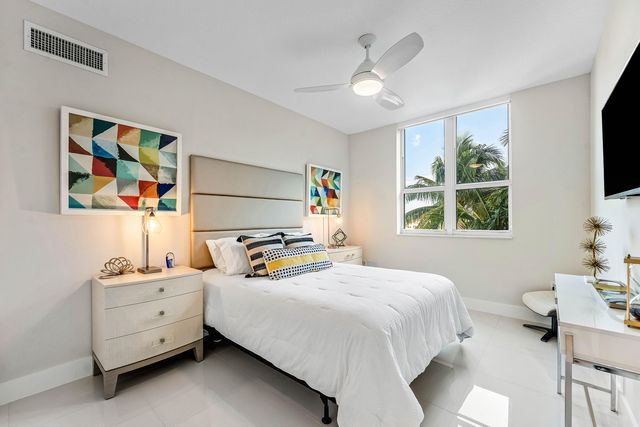 450 N Federal Highway 711, Boynton Beach, FL 33435