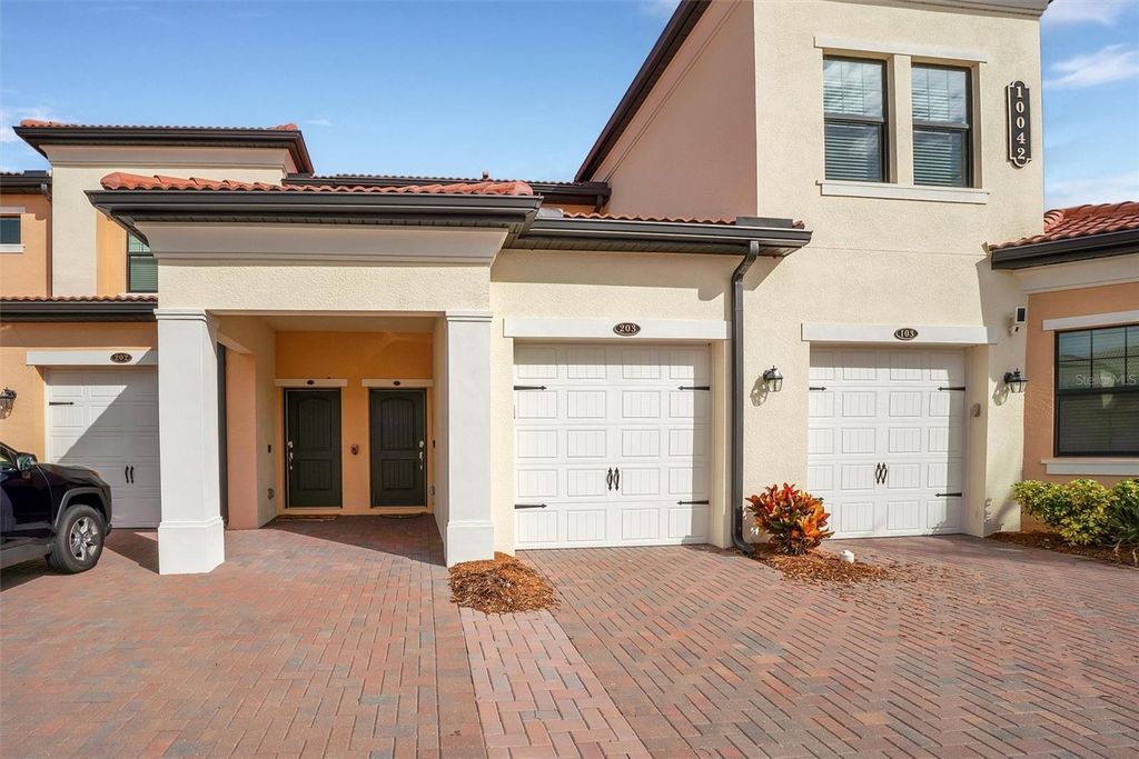 10042 CROOKED CREEK DRIVE 203, Venice, FL 34293
