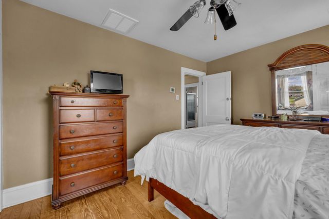 17035 VIRGINIA AVE, Williamsport, MD 21795