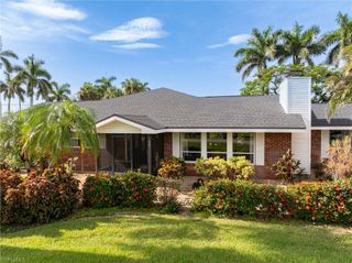 1334 Longwood DR, Fort Myers, FL 33919