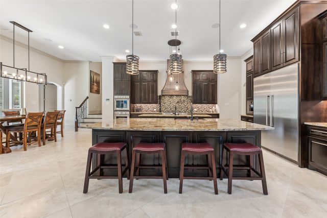 809 Lyndsey Way, Colleyville, TX 76034