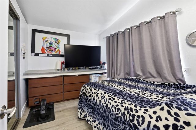 10418 Samoa Avenue, Tujunga, CA 91042