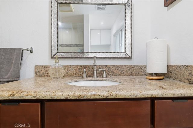 10418 Samoa Avenue, Tujunga, CA 91042