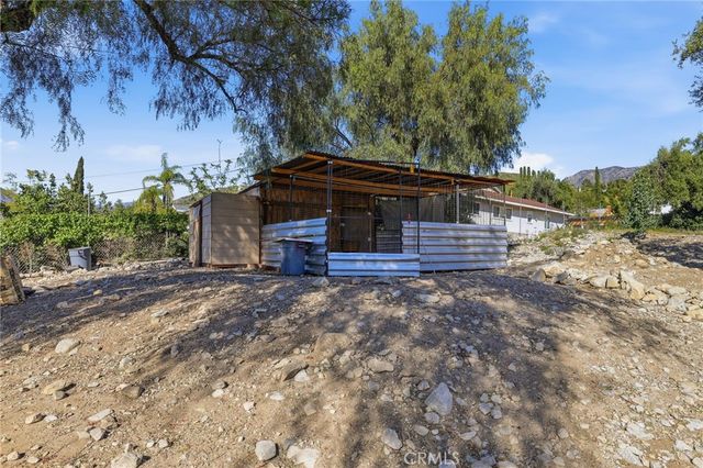 10418 Samoa Avenue, Tujunga, CA 91042
