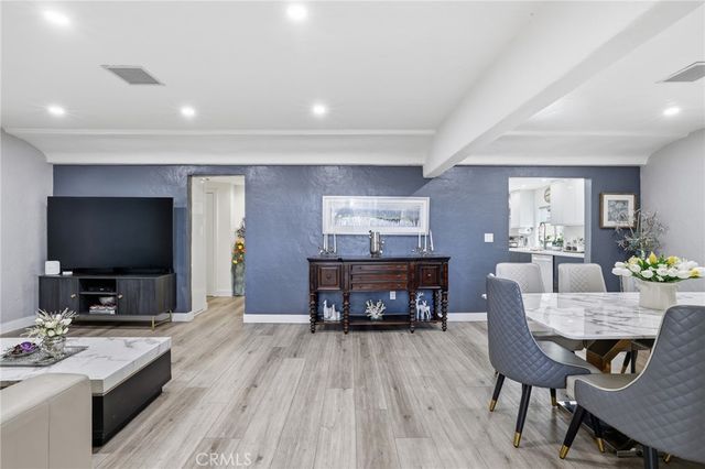 10418 Samoa Avenue, Tujunga, CA 91042