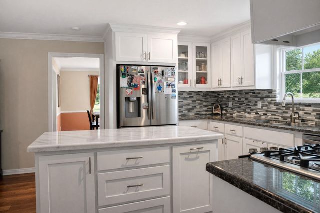 1912 Aggie Lane, League City, TX 77573