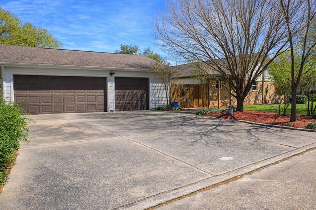 1912 Aggie Lane, League City, TX 77573