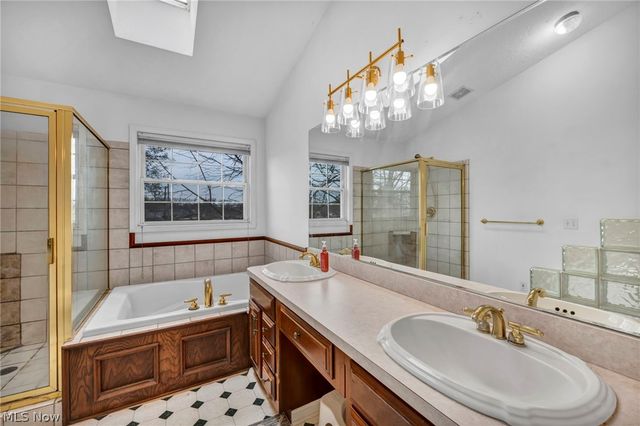 88 Magnolia Avenue, Northfield, OH 44067
