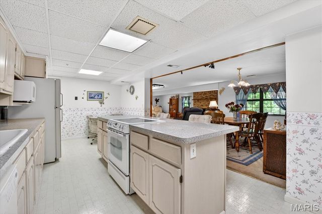 1253 Tanglewood Trace, O'fallon, IL 62269