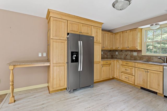 378 Ames Way, Barnstable, MA 02632