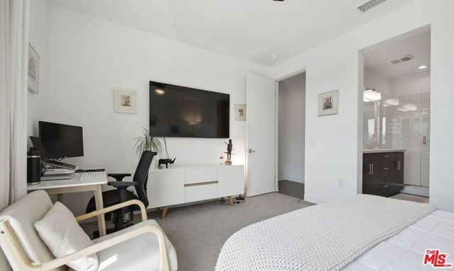 1156 N Orange Drive, Hollywood, CA 90038