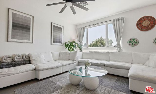 1156 N Orange Drive, Hollywood, CA 90038