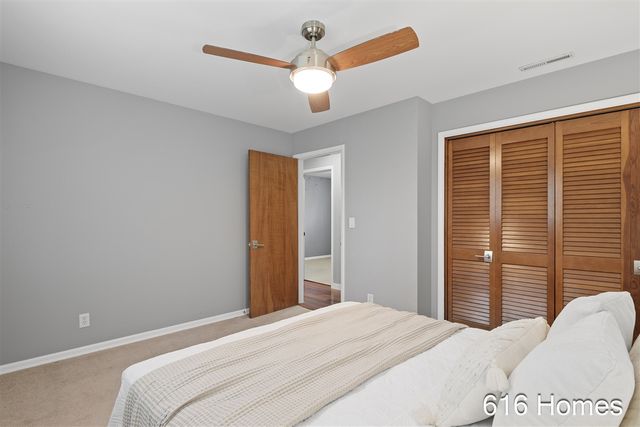 124 Loch Lomond Avenue, Grand Rapids, MI 49546