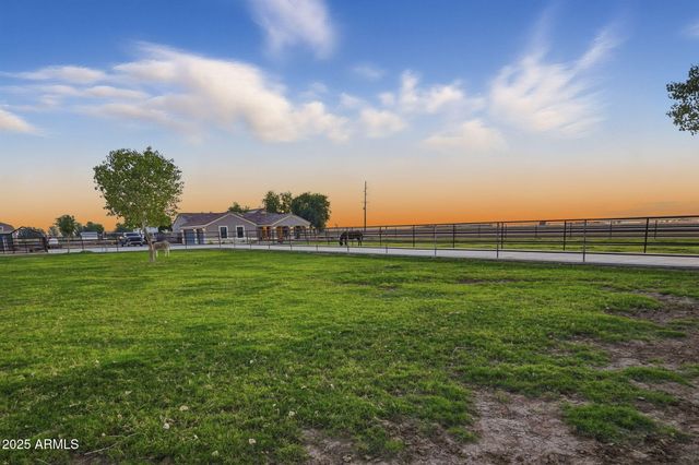 3635 E GRAYTHORN Way, Coolidge, AZ 85128