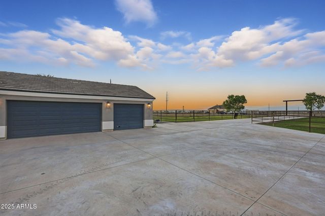 3635 E GRAYTHORN Way, Coolidge, AZ 85128