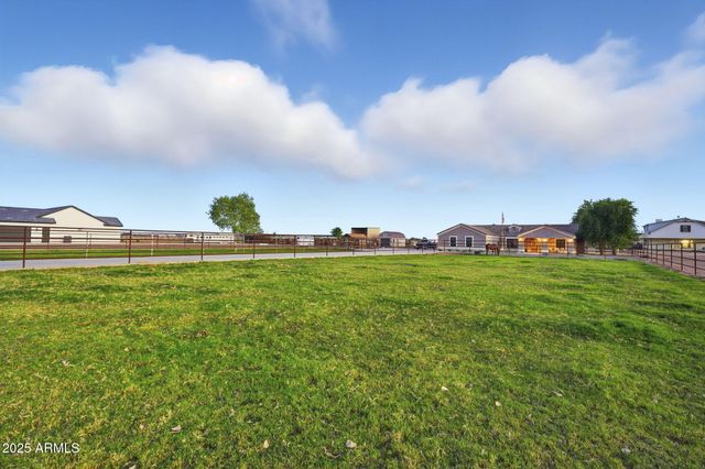 3635 E GRAYTHORN Way, Coolidge, AZ 85128