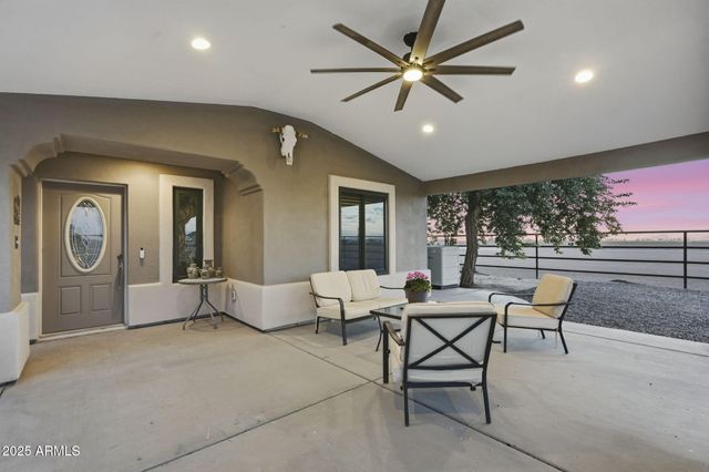 3635 E GRAYTHORN Way, Coolidge, AZ 85128