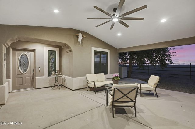 3635 E GRAYTHORN Way, Coolidge, AZ 85128