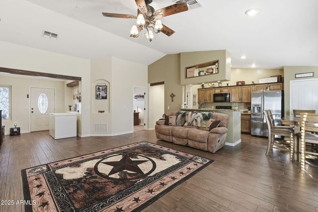 3635 E GRAYTHORN Way, Coolidge, AZ 85128