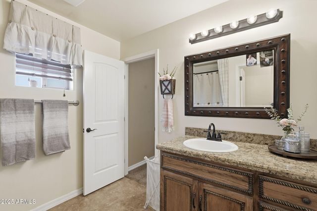 3635 E GRAYTHORN Way, Coolidge, AZ 85128