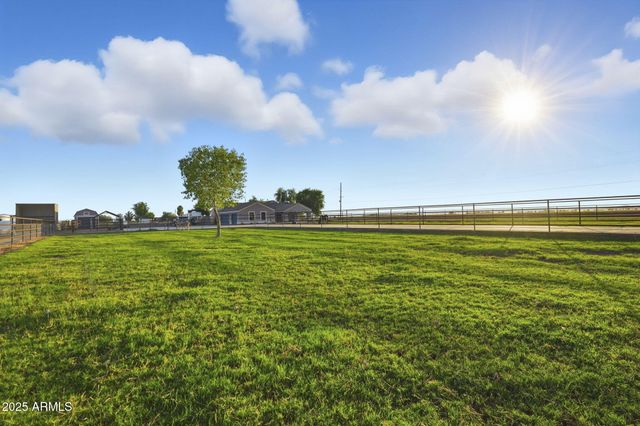 3635 E GRAYTHORN Way, Coolidge, AZ 85128