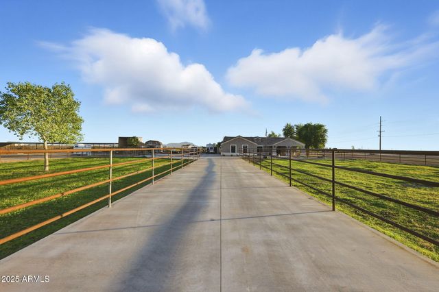 3635 E GRAYTHORN Way, Coolidge, AZ 85128