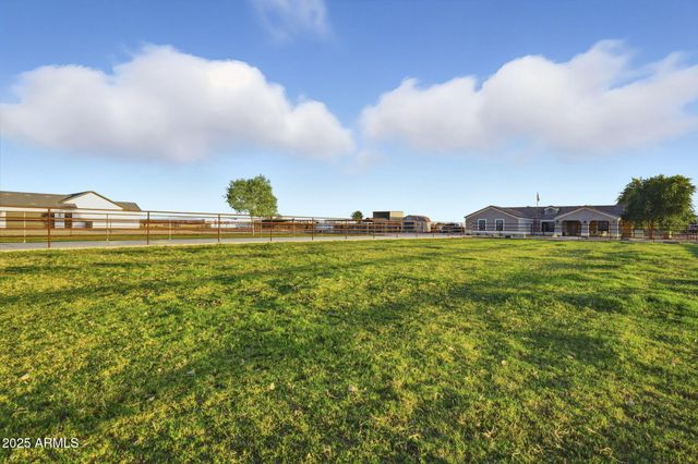 3635 E GRAYTHORN Way, Coolidge, AZ 85128